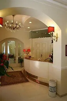 可丽里拉酒店 酒店
